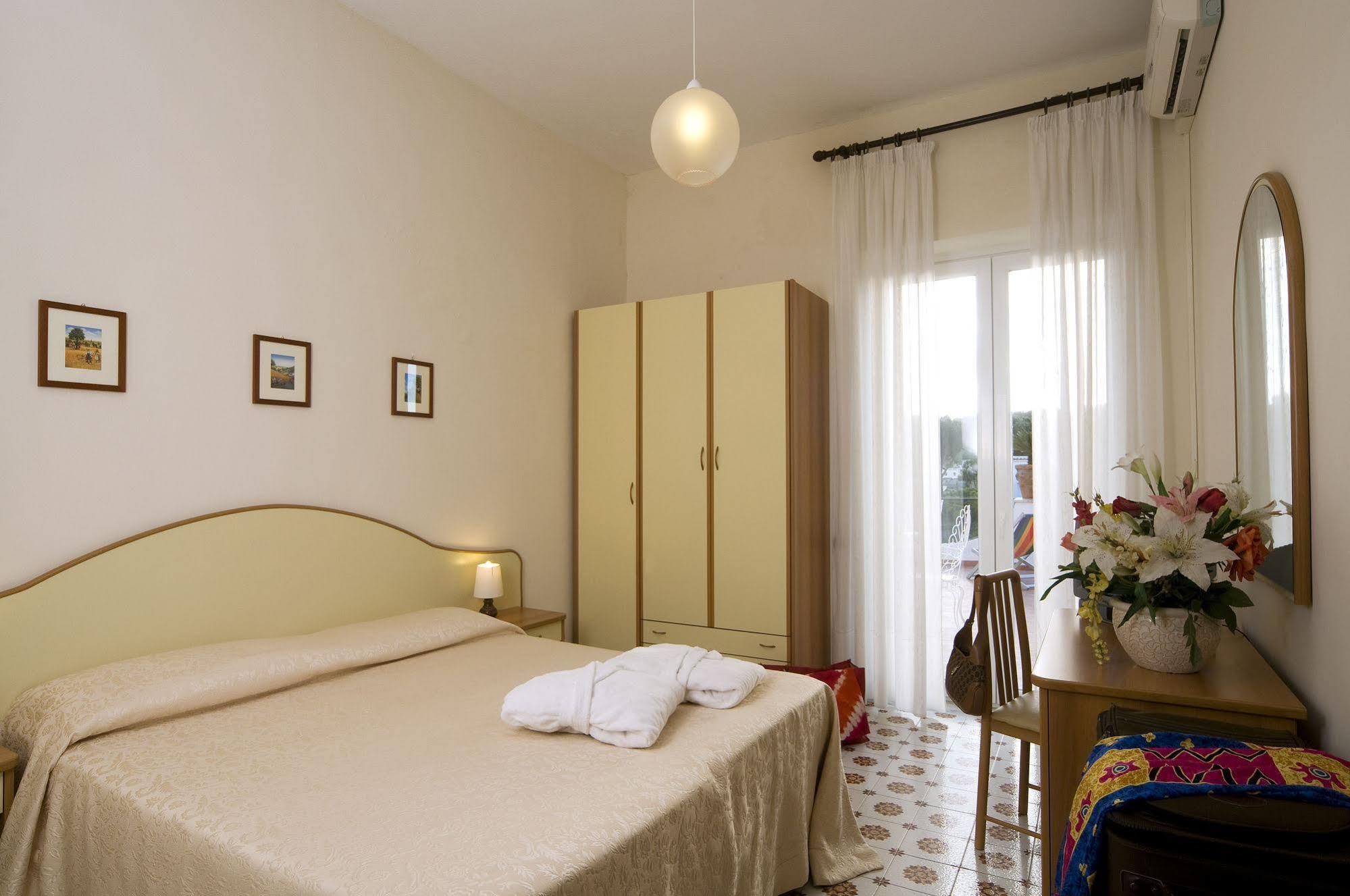 Hotel Casa Di Meglio Ischia Dış mekan fotoğraf